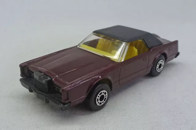 Matchbox Superfast MB28 Lincoln Continental DARK BURGANDY BULGARIAN