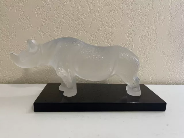 Lalique France Crystal Toba Rhino Rhinoceros Figurine Sculpture Black Glass Base