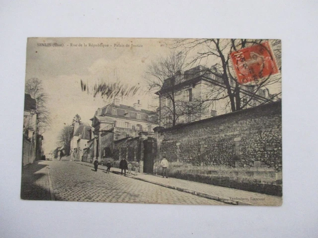 Cpa Oise 60 Senlis Rue De La Republique Palais De Justice