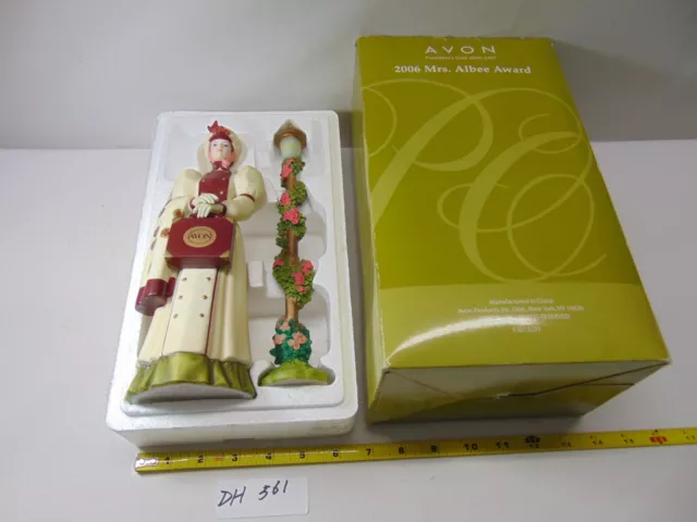 NEW 2006  Avon Hand Painted Porcelain Mrs Albee Award Presidents Club In Box