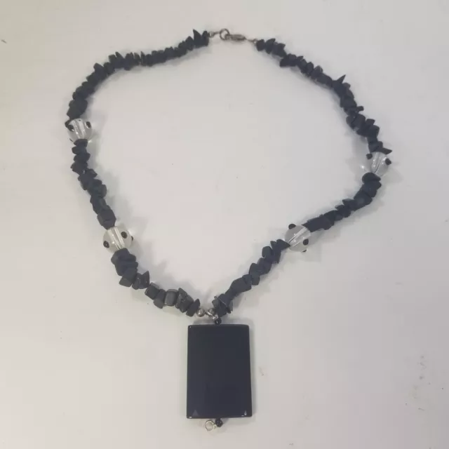 VINTAGE BLACK STONE Chips Glass Bead Pendant Necklace $19.99 - PicClick