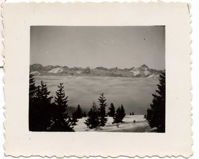 Paysage montagne mer de nuages - photo ancienne an. 1950