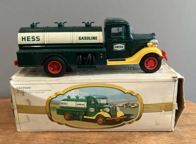 Vintage Hess Gasoline Truck Hong Kong 1980 Lights Work Box in Poor Condition