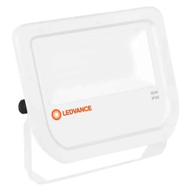 Ledvance LED Fluter Strahler Weiß IP65 50W 5250lm warmweiß 3000K >> UVP 32€
