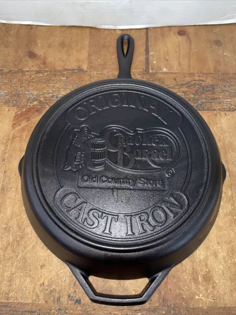 Lodge Cast Iron Biscuit Pan - Cracker Barrel