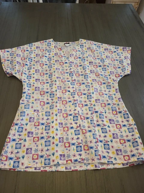 Women's Barco Uniform Button Up Scrub Top Size Small