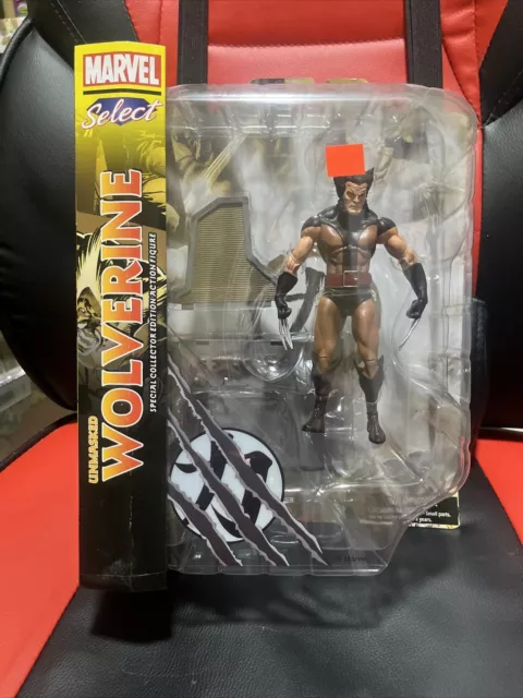 Diamond Select Toys Marvel Select Unmasked Wolverine Action Figure