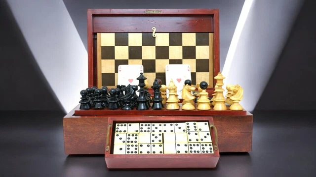 YW066 PRINCE AUGUST Chess set Pièces moulées en métal jeu échecs EUR 35,20 - FR