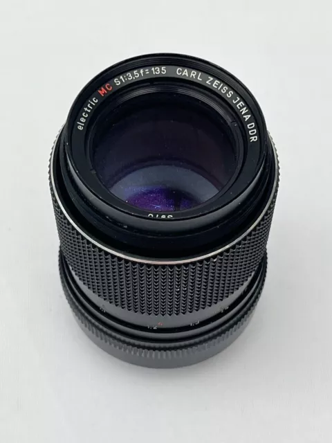 Carl Zeiss Jena DDR Electric MC Objektiv 135 mm f/3,5 M42 Halterung