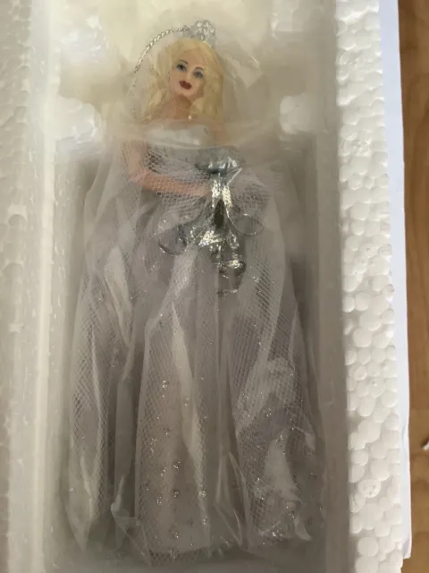 Vtg 2000 Avon Barbie Millennium Bride Porcelain Doll Ornament Caucasian