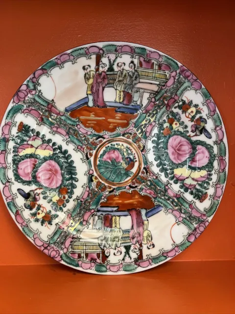 Vintage Chinese Famille Rose Medallion Porcelain Figures Plate Gorgeous Colors!