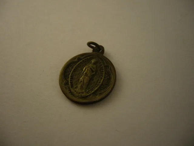 Medalla  Antigua  Religiosa  ""