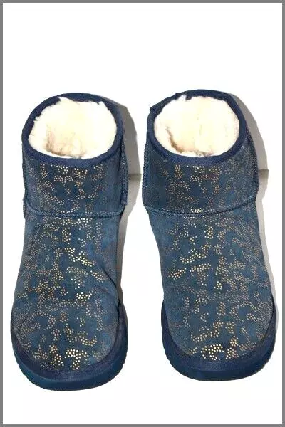 UGG Bottines boots Fourrées S/N 1008562 Taille 39 TTBE