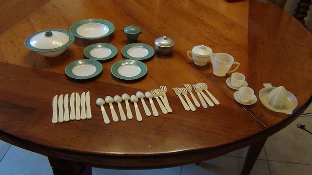 ANCIENNE DINETTE EN Alu 19 Pieces EUR 20,00 - FR