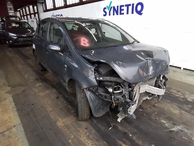 VAUXHALL CORSA MK3 FL (D) (4400) 2006-2015 Tergicristallo anteriore e collegamento