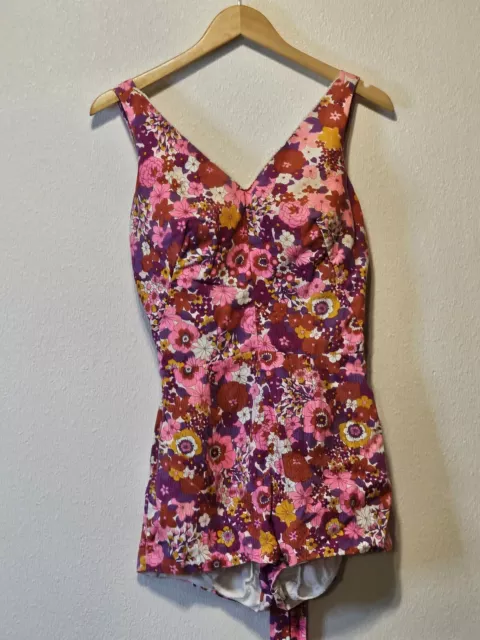 Vintage women’s swimsuit romper bright floral 60s/70s one piece Pink, Purple