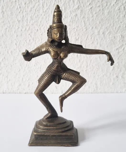 Sehr schöne, alte Mahadevi Statue - Bronze in alter Patina - aus Nepal / Indien