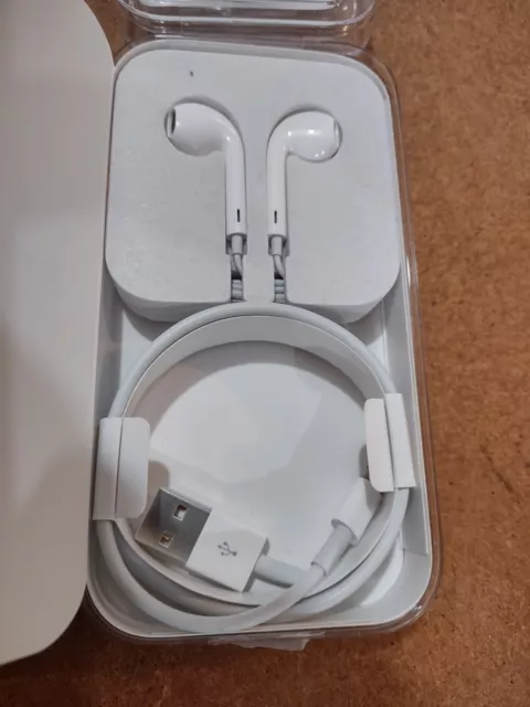 iPod touch corded Earphones (No iPod) Just ear buds