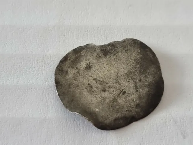 Lovely silver post Medieval old type love token/coin worn with rubbing. LK357 3