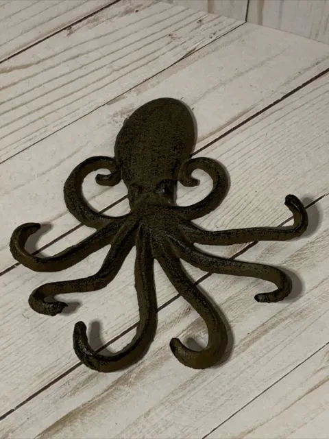 Stonebriar Collection 6 in. Silver Cast Iron Octopus Wall Hook