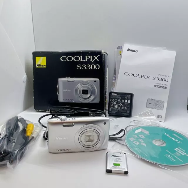 [MINT] Cámara digital Nikon COOLPIX S3300 16.0 MP - Plata con caja de Japón