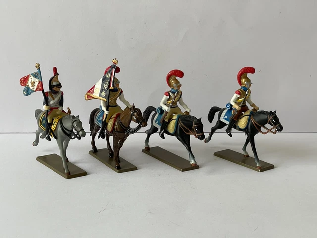 Lot De 23 Soldats De Plomb Starlux - Officier Du 3e Régiment Napoléon - Figurines Peintes, Occasion