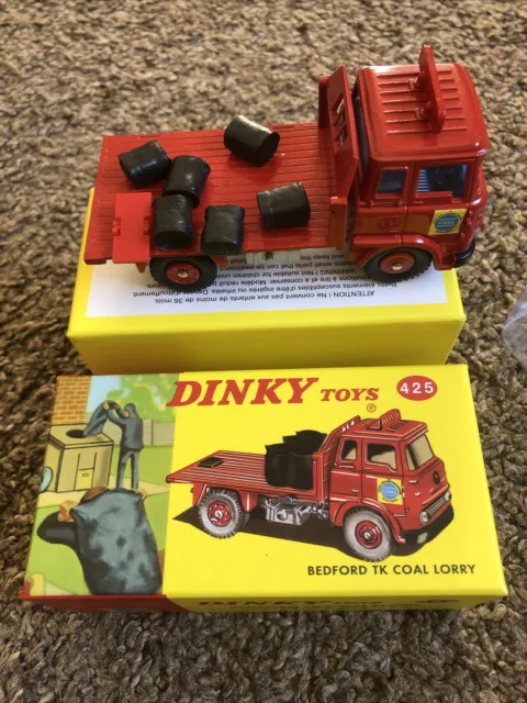 Atlas DINKY Toys BEDFORD TK COAL LORRY 425 Hall & Co Ltd