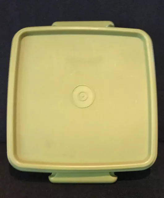Vintage Tupperware Square Sandwich Keeper #1362-18 Avocado Green with Handles