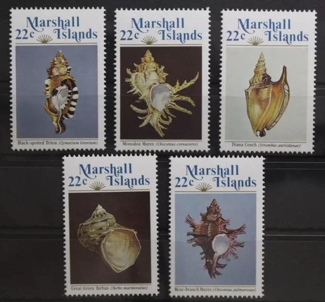 Marshall-Inseln 35-39 postfrisch Meeresschnecken #TS668