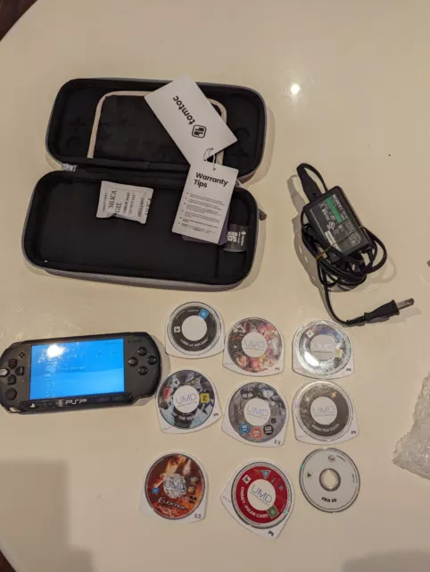 Playstation portable set, including: Sony PSP 1004, 9 ga…