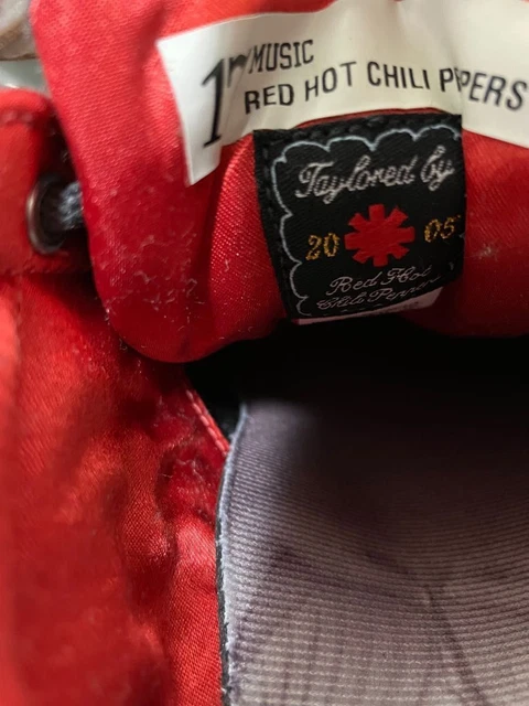 adidas Superstar 35th Anniversary Music  Red Hot Chili Peppers   . Box  with t