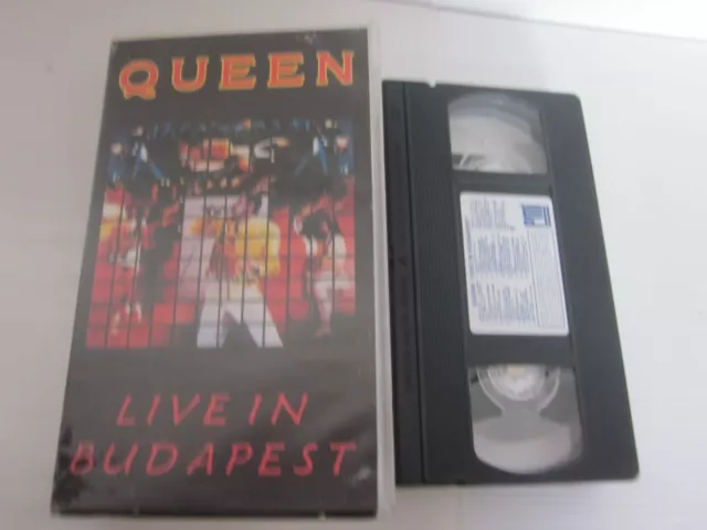 Cassette Video ..     Queen Live In Budapest