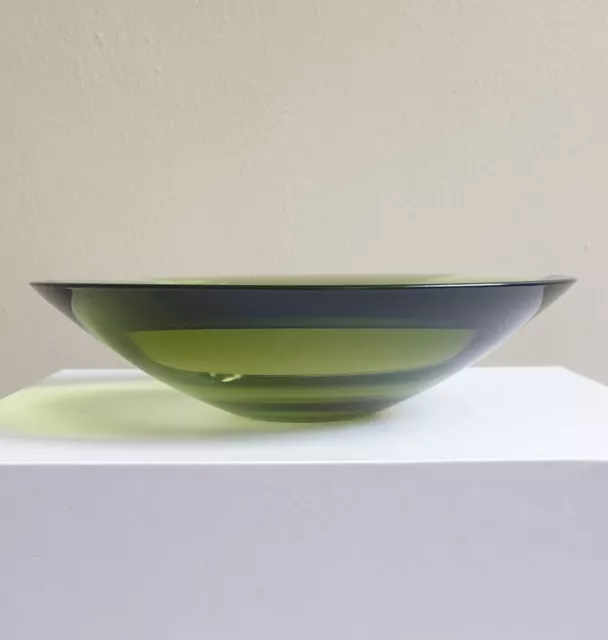 Japanese Mid-Century Modern Art Green Glass Bowl by Denji Takeuchi Sasaki, 1960s