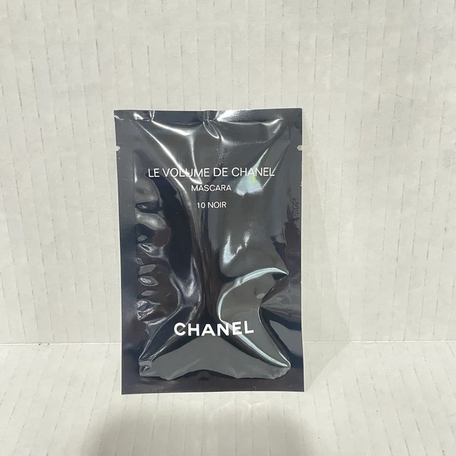 CHANEL LE VOLUME DE CHANEL 10 Noir Black Mascara Size (0.03 oz) sample NEW