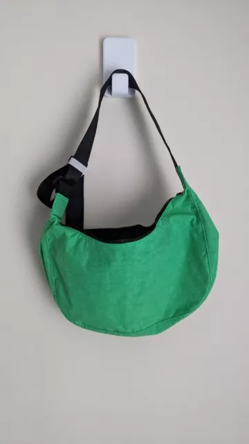 NWT BAGGU Medium Nylon Crescent Bag Green in Aloe