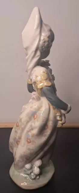 Rare, vintage Lladro figurine ~ ‘Valencian Girl With Flowers’.  Retired. VGC 3