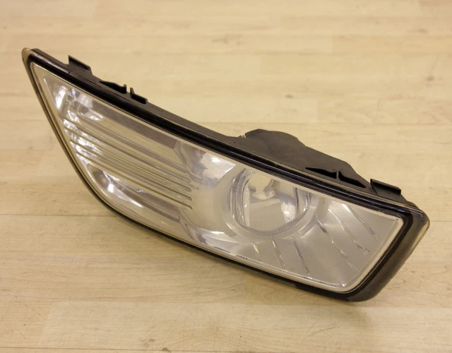 Genuine Ford Mondeo MK3 Driver Side Front Fog Light – O/S/F 2004-2007, Used, Good Working Condition
