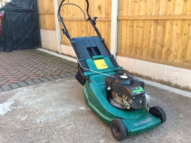 QUALCAST TURBO 40 Petrol Lawn Mower 65.00 PicClick UK