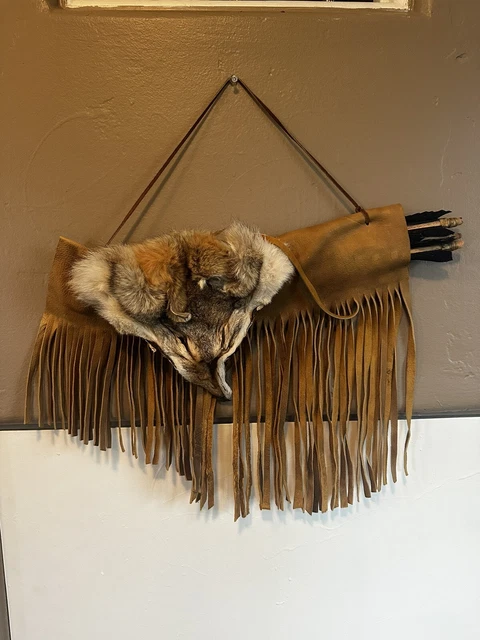 Vintage Native American Quiver & Arrows Wolf Head Leather