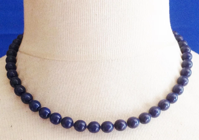 Collier vintage, MONET, perles noires, signé par la créatrice