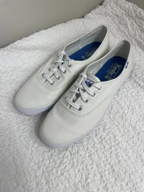 Keds Champion Canvas Classic White Lace Up Sneaker Women's Size 6.5 US