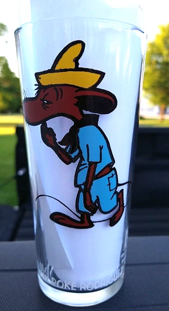 Vintage Slow Poke Rodriguez Pepsi Glass 1973 Warner Brothers Soda Pop Excellent