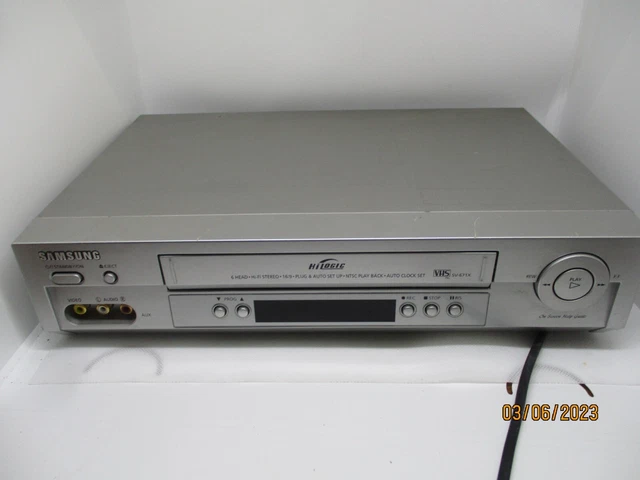 Videoregistratore VHS JVC 6 testine - Audio/Video In vendita a Udine
