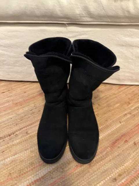 Uggs amie outlet black