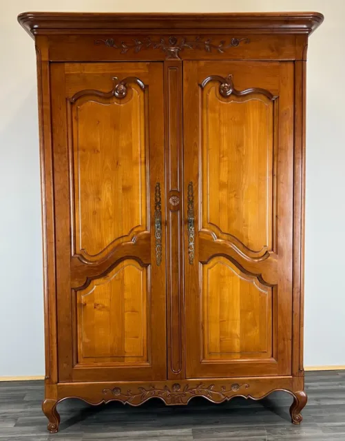 Amazing French Carved 2 door Armoire Wardrobe (LOT 2536)