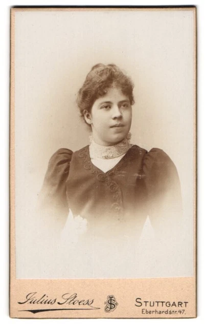 Fotografie Julius Stoess, Stuttgart, Eberhardstr. 47, Portrait brünette Schönhe