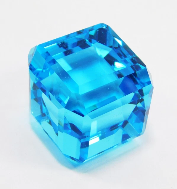 Aigue-Marine Ample Pierre Précieuse Émeraude Forme 10.00 CT Certifié