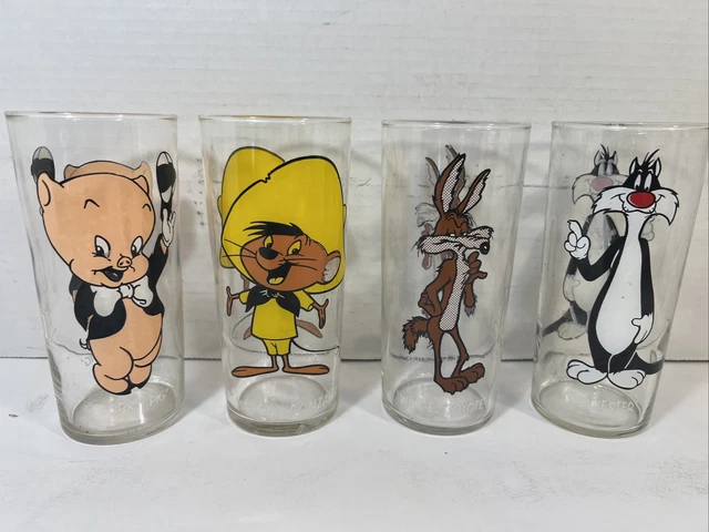 VTG 1973 Looney Tunes Pepsi Glass Speedy Sylvester Porky Wile E Coyote Lot of 4