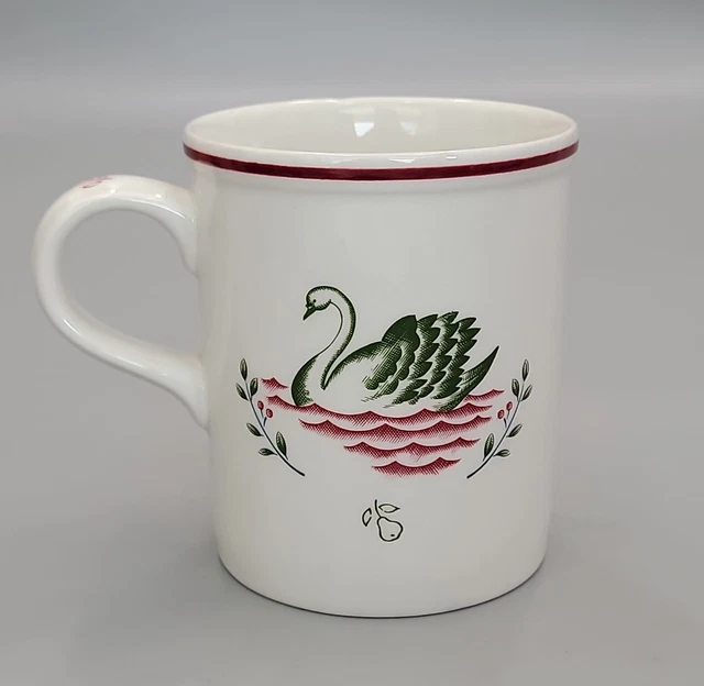 Johnson Brothers TWELVE DAYS OF CHRISTMAS Mug 7 Swans Swimming 10 oz England