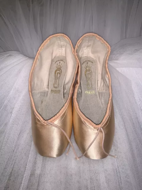 NEW Freed of London Pointe Shoes : Size 5 XX, DV, G Maker (#V4)